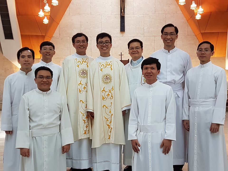 Two Vietnamese newly-ordained Deacons from the Arrupe International Residence