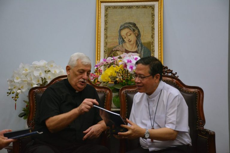 Fr General Meets With Bishops Of Saigon Archdiocese Visit The First