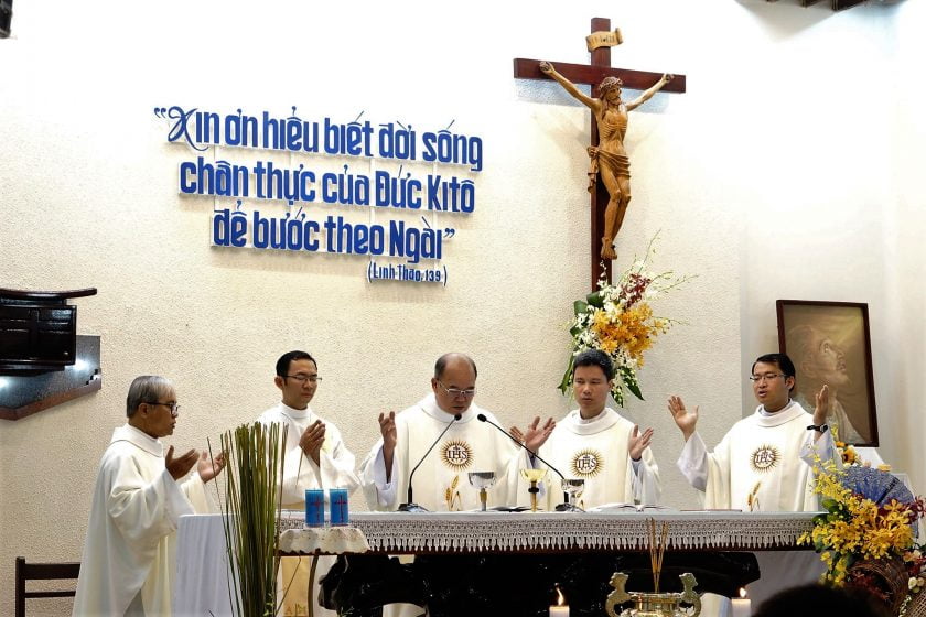 Jesuit Parish Ministry in Vietnam - The Society of Jesus in Vietnam