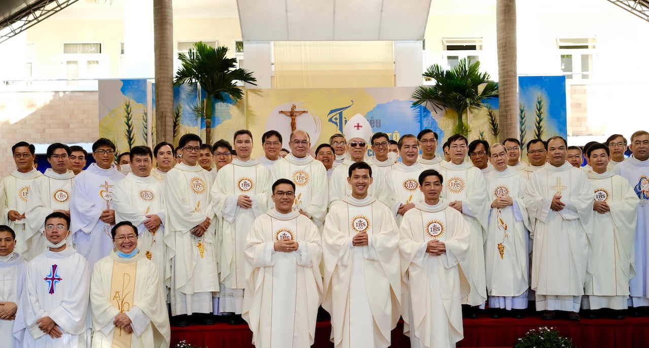 2020 Priesthood Ordination - The Society of Jesus in Vietnam